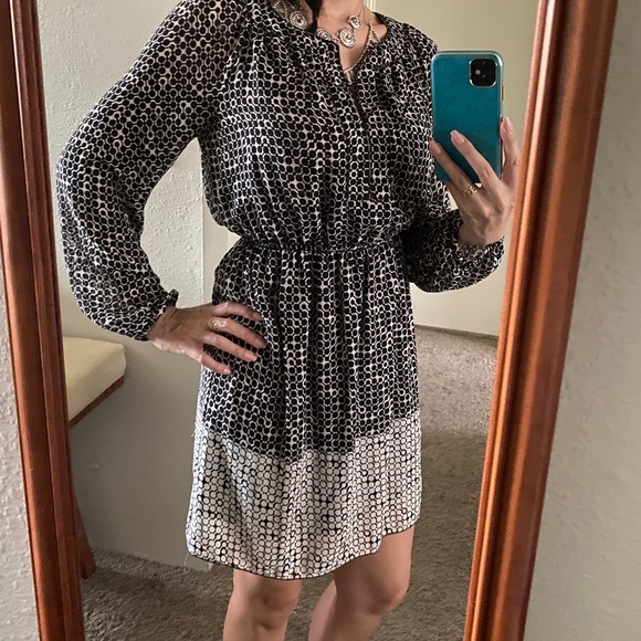 *LAST CHANCE* Black and white print dress- Studio M - Picture 3 of 7